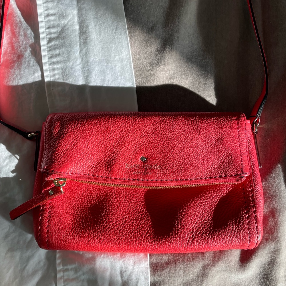 Good used condition Kate Spade crossbody.